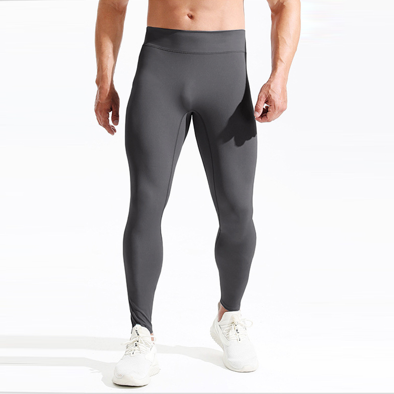Pantaloni a Compressione da Uo - Compression Long Pant recensione e prezzo